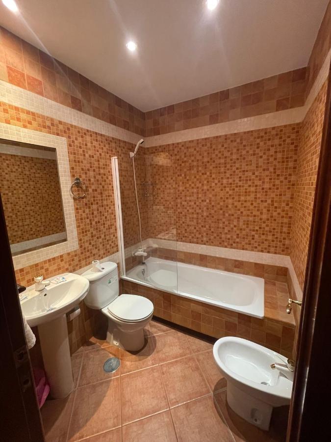 Higuera la Real Hostal Chiquinino II מראה חיצוני תמונה